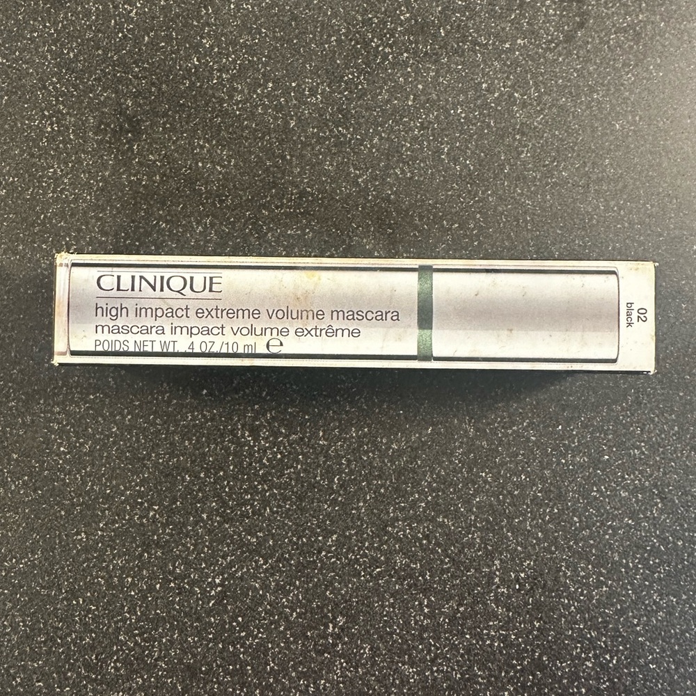 Clinique High Impact Extreme Volume Mascara - Silver and Black